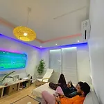 Chic Urban Studio